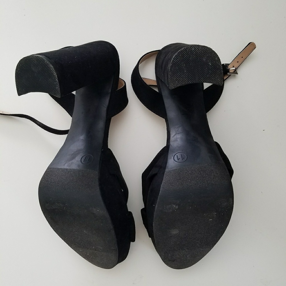 Black Strappy Platform Heels - Picture 7 of 7